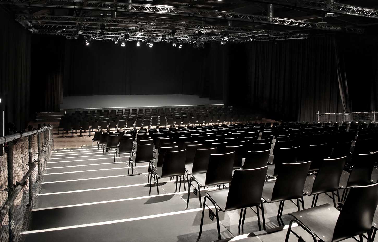 Reithalle mit Bestuhlung